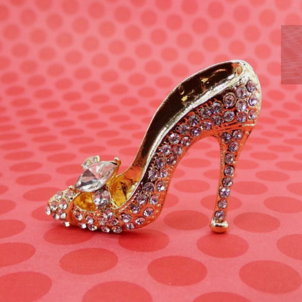High Heel Fashion Shoe Pin Brooch with crystals in gold finish Stiletto shoe pin
